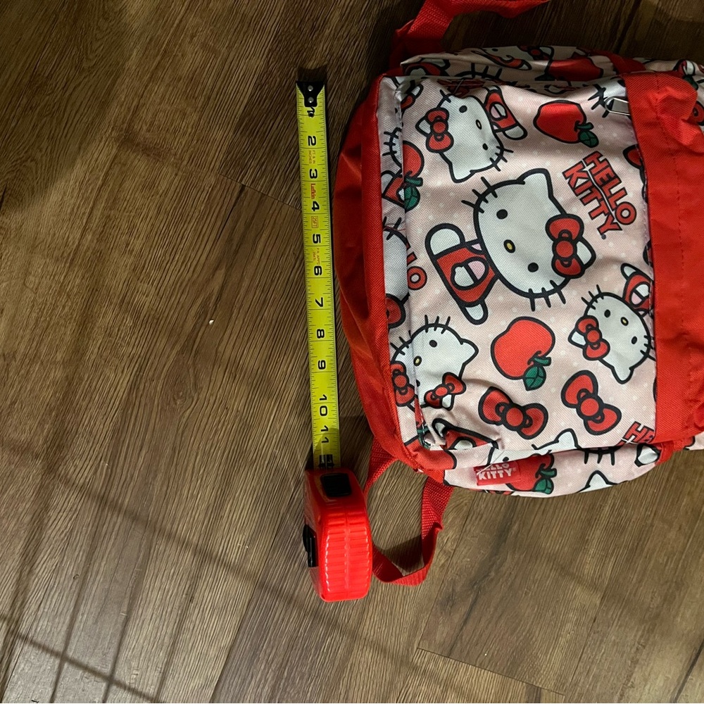 Hello Kitty Backpack - Picture 11 of 12